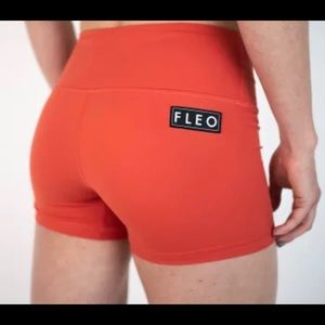 Fleo shorts- Ember Power High Rise-XL EUC